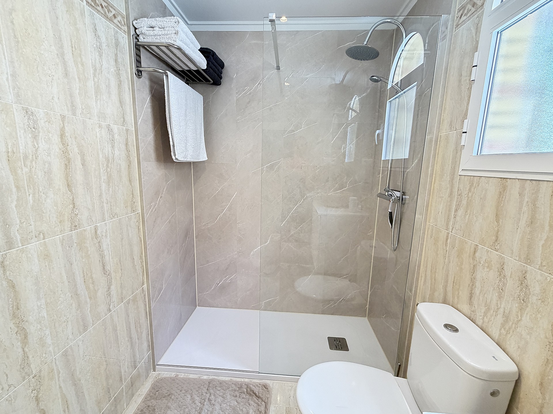 For sale - 2 Bedroom 2 Bathroom Ground floor Bungalow in Villamartín - Costa Blanca  - Alicante