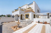 27-94-328-11-536/78177, 3 Bedroom 2 Bathroom Townhouse in Torrevieja