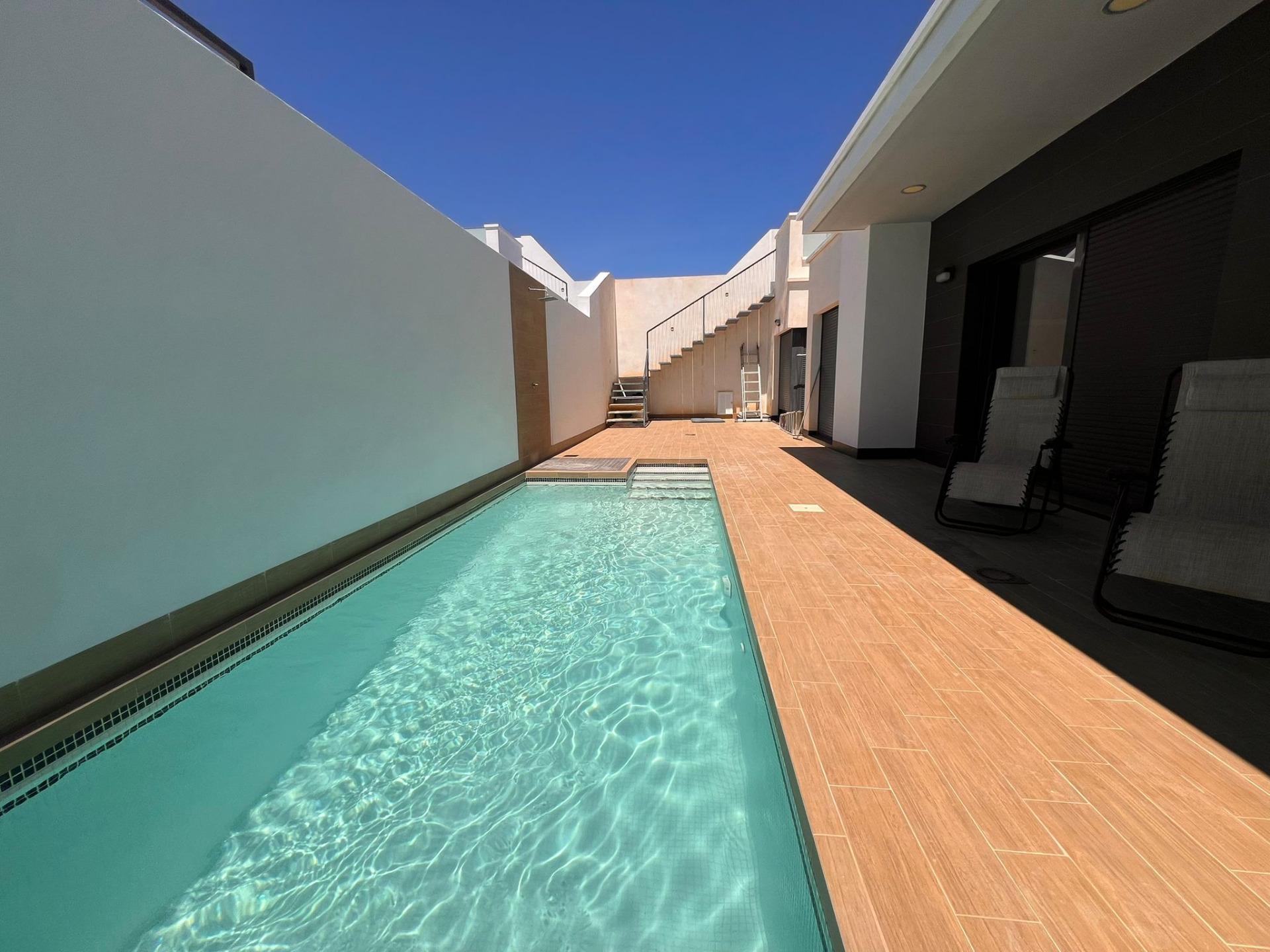 For sale - 3 Bedroom 2 Bathroom Villa in Orihuela Costa - Lomas De Cabo Roig  - Alicante