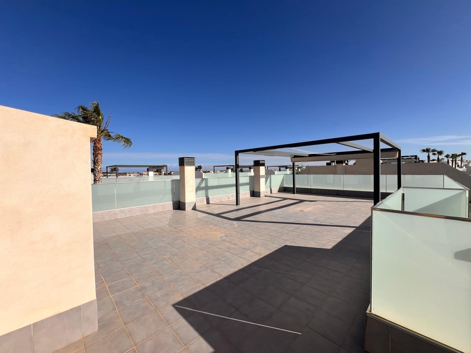 For sale - 3 Bedroom 2 Bathroom Villa in Orihuela Costa - Lomas De Cabo Roig  - Alicante
