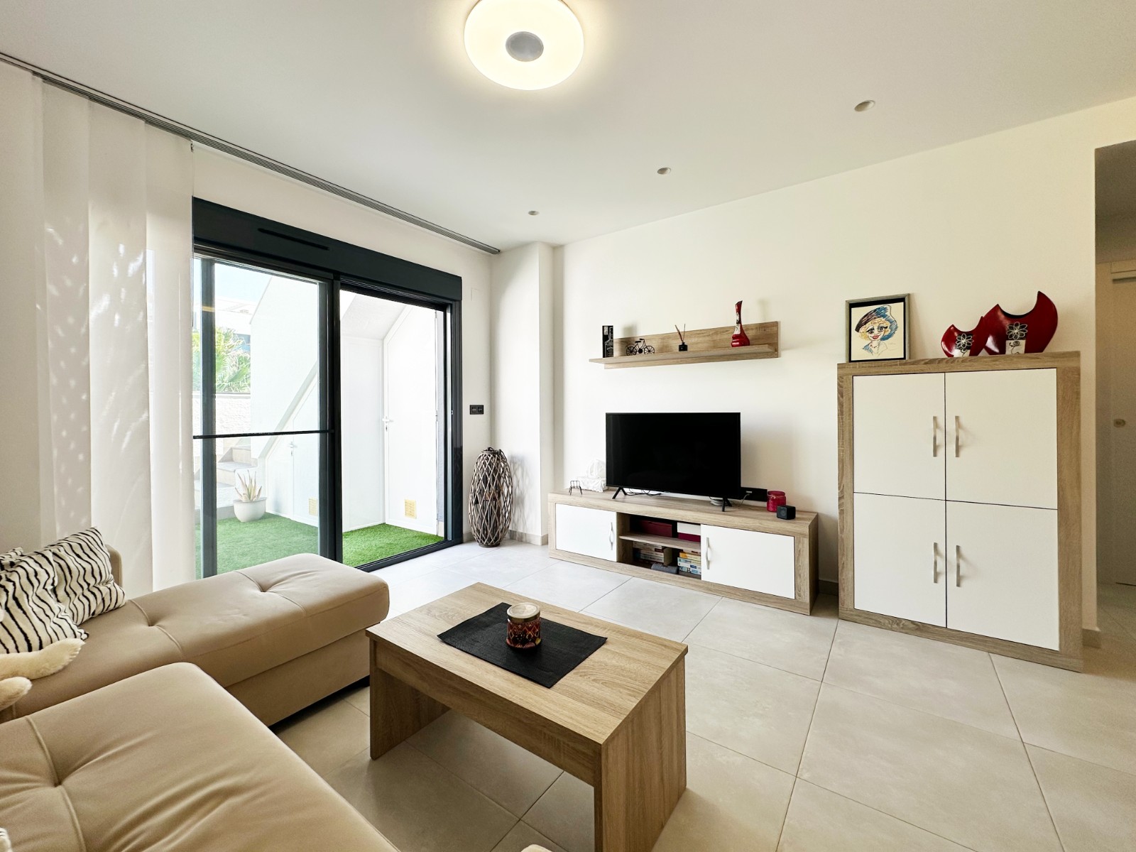For sale - 2 Bedroom 2 Bathroom Penthouse in El Raso - Costa Blanca  - Alicante