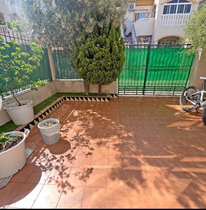 For sale - 2 Bedroom 1 Bathroom Town House in Guardamar del Segura - El Edén - Los Estaños  - Alicante