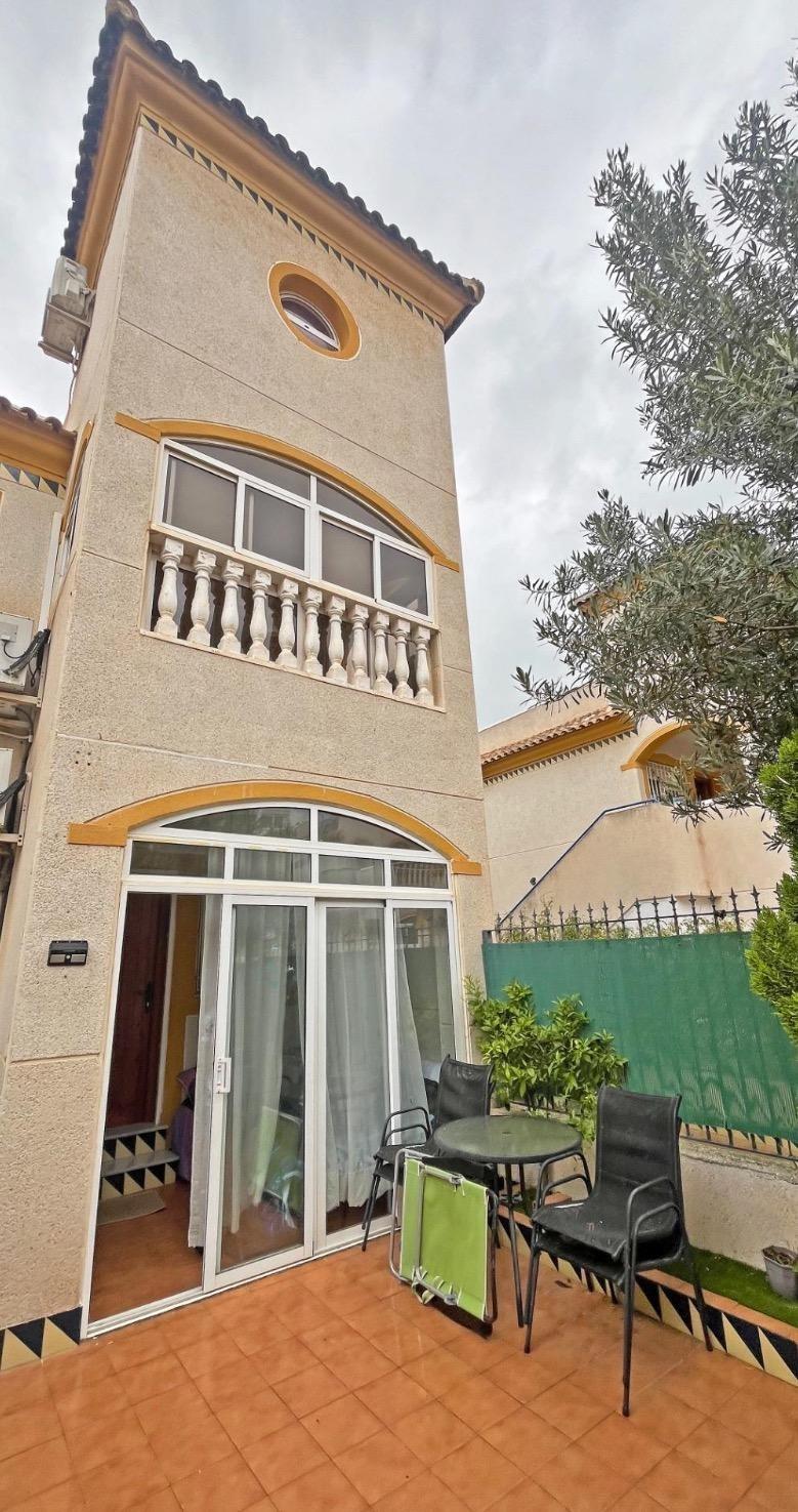 For sale - 2 Bedroom 1 Bathroom Town House in Guardamar del Segura - El Edén - Los Estaños  - Alicante