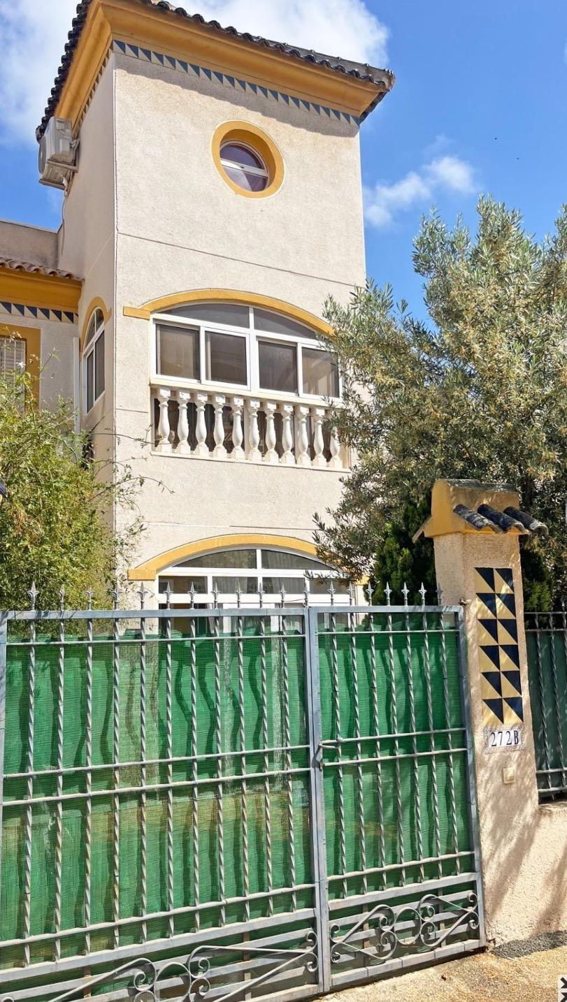 For sale - 2 Bedroom 1 Bathroom Town House in Guardamar del Segura - El Edén - Los Estaños  - Alicante