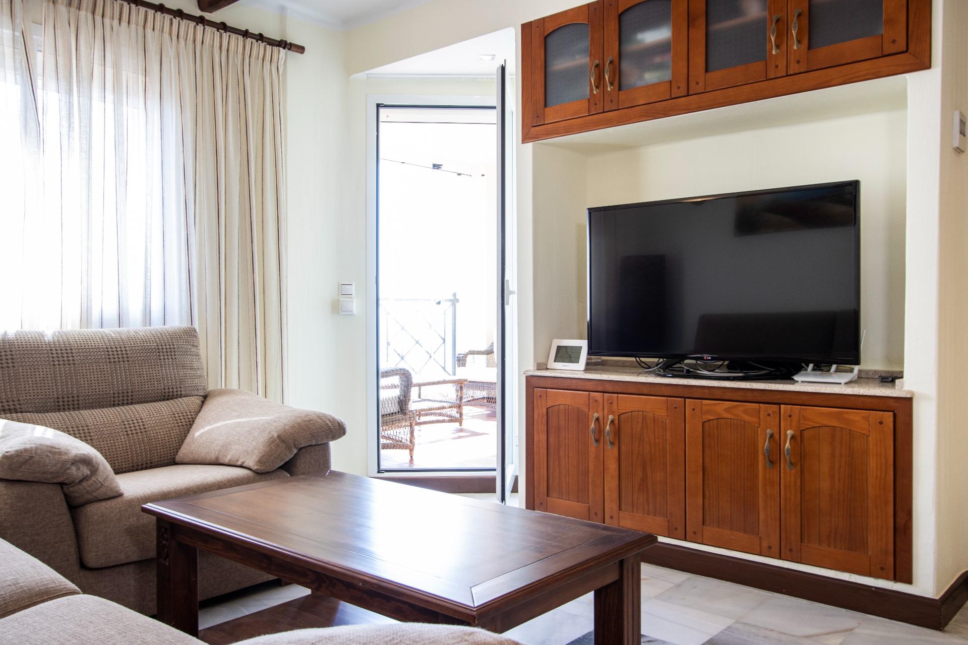 For sale - 3 Bedroom 2 Bathroom Apartment in Torrevieja - Los Frutales  - Alicante