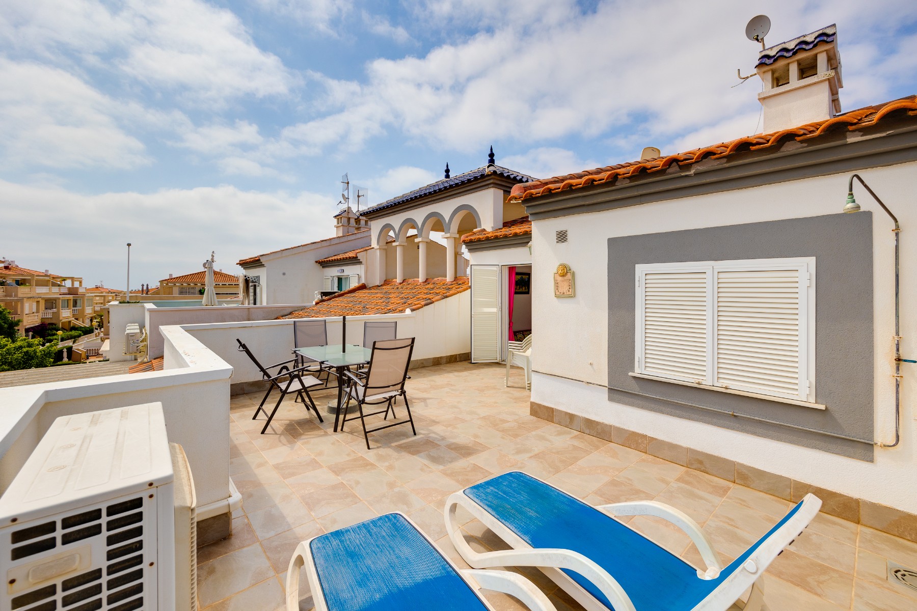 For sale - 2 Bedroom 1 Bathroom Top Floor Apartment in Playa Flamenca - Costa Blanca  - Alicante