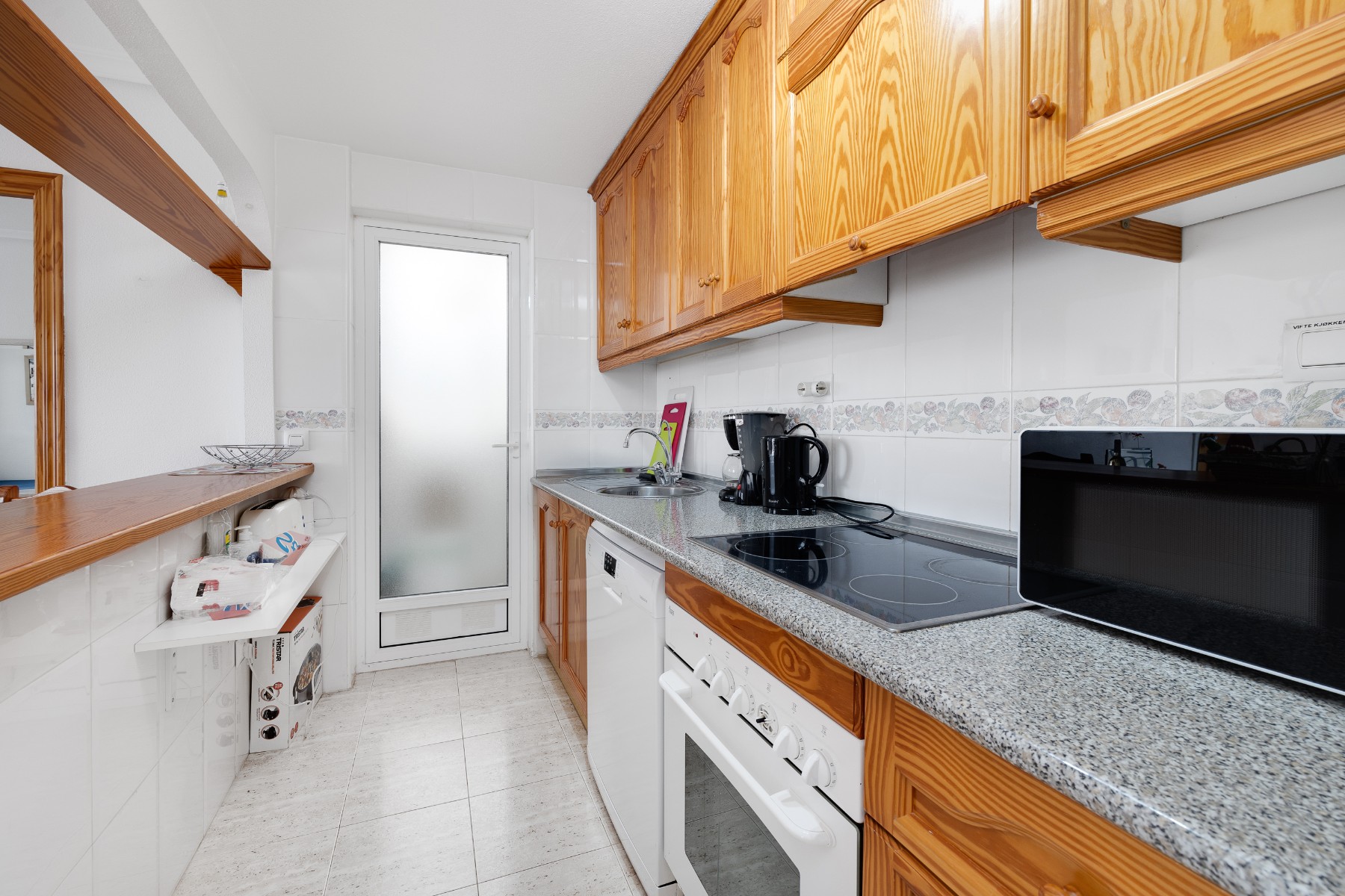 For sale - 2 Bedroom 1 Bathroom Top Floor Apartment in Playa Flamenca - Costa Blanca  - Alicante