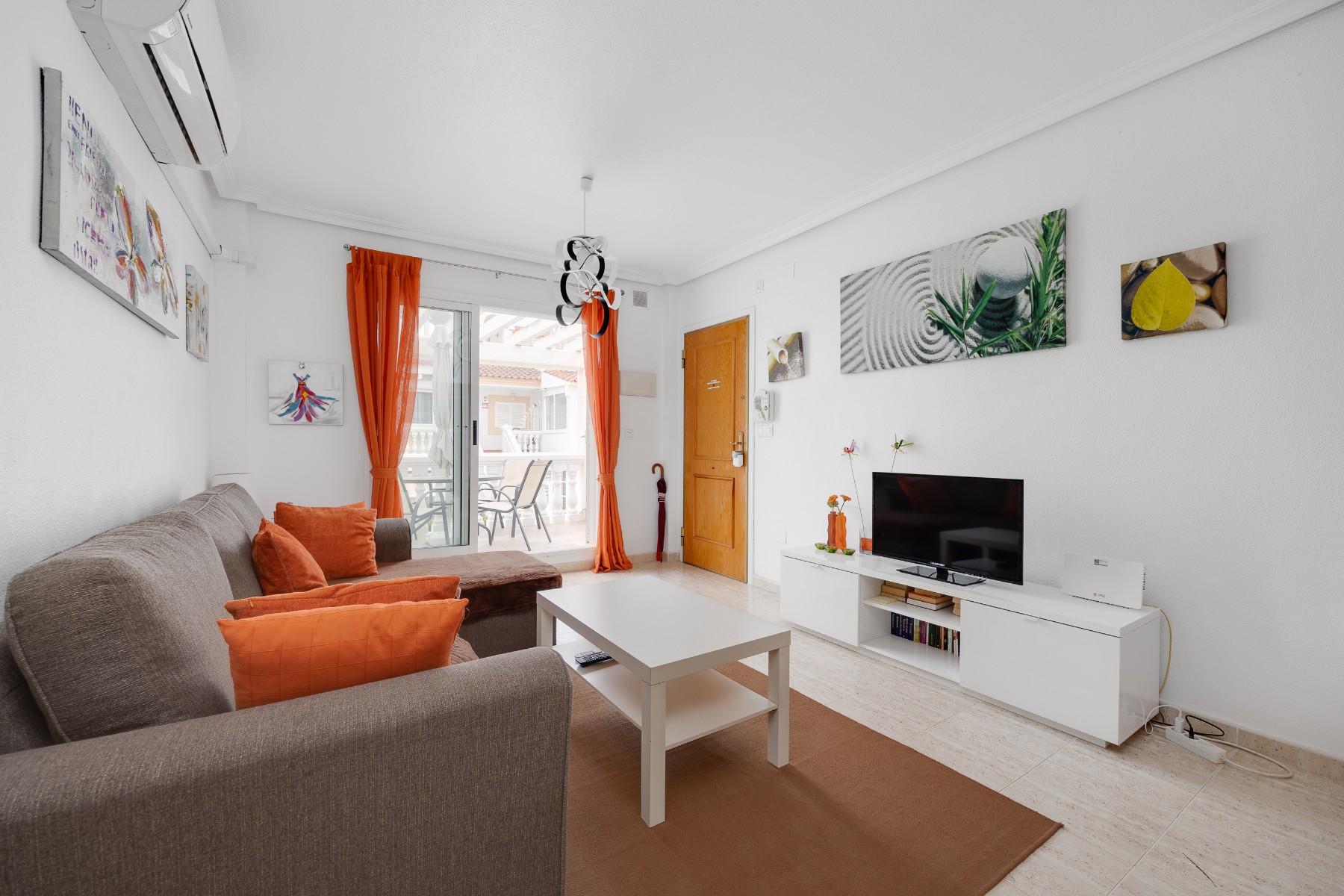 For sale - 2 Bedroom 1 Bathroom Top Floor Apartment in Playa Flamenca - Costa Blanca  - Alicante