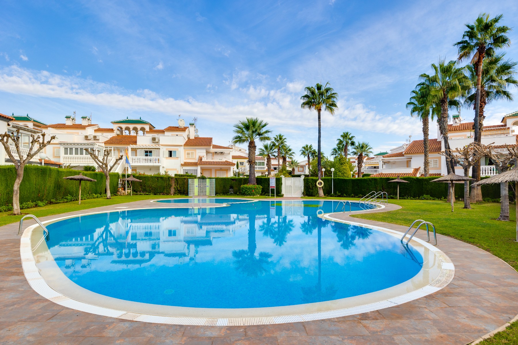 For sale - 2 Bedroom 1 Bathroom Top Floor Apartment in Playa Flamenca - Costa Blanca  - Alicante