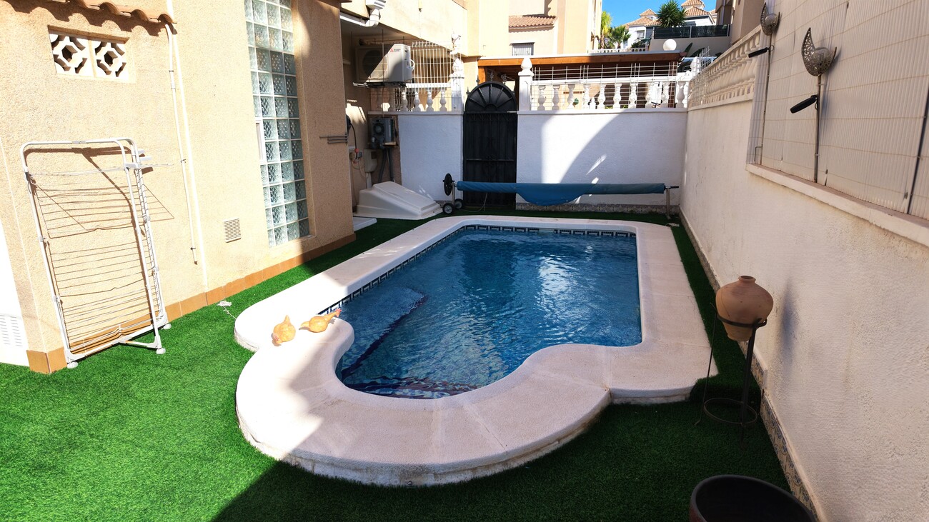 For sale - 2 Bedroom 2 Bathroom Quad House in El Galan - Inland  - Alicante