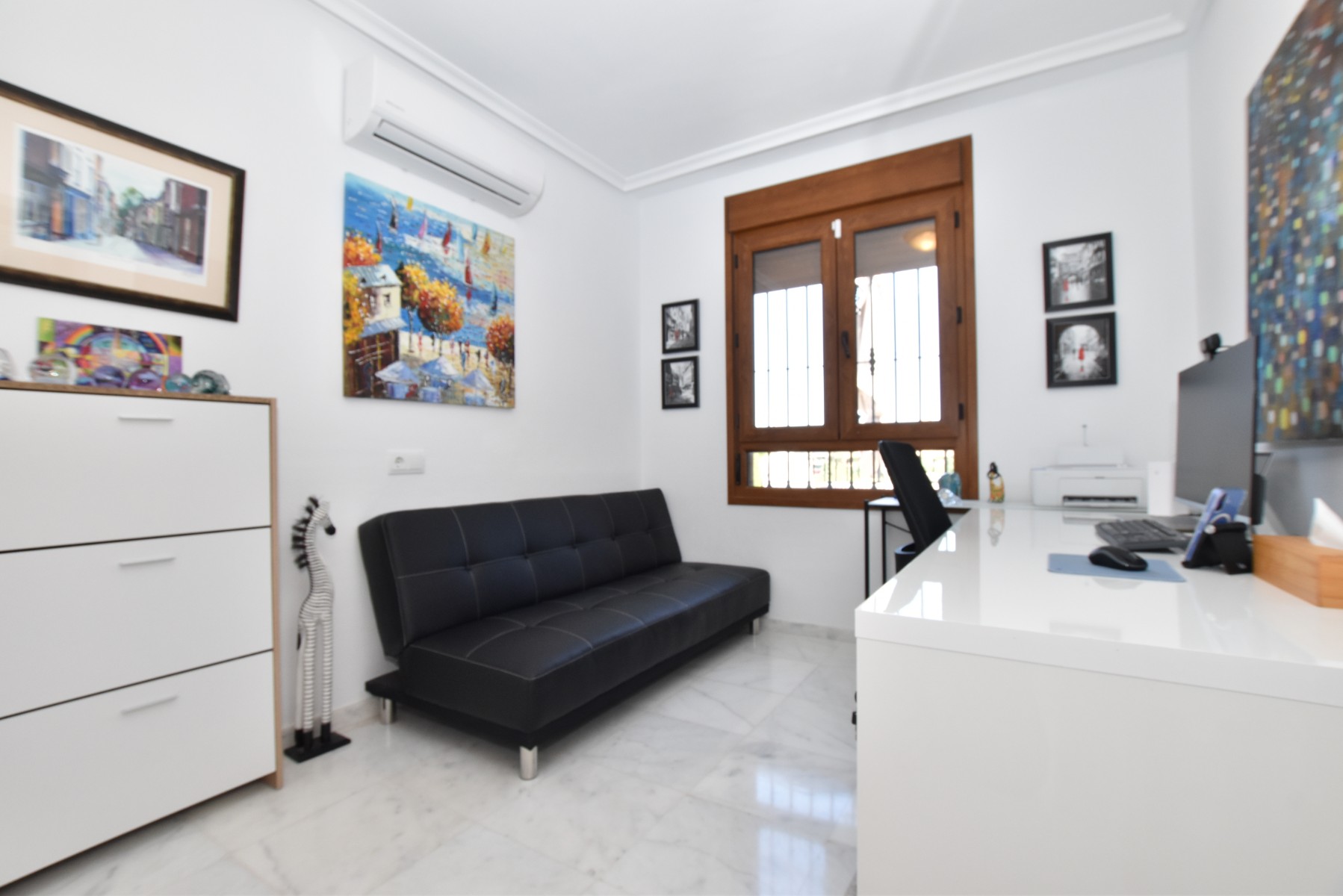 For sale - 3 Bedroom 2 Bathroom Villa in Algorfa - Inland  - Alicante