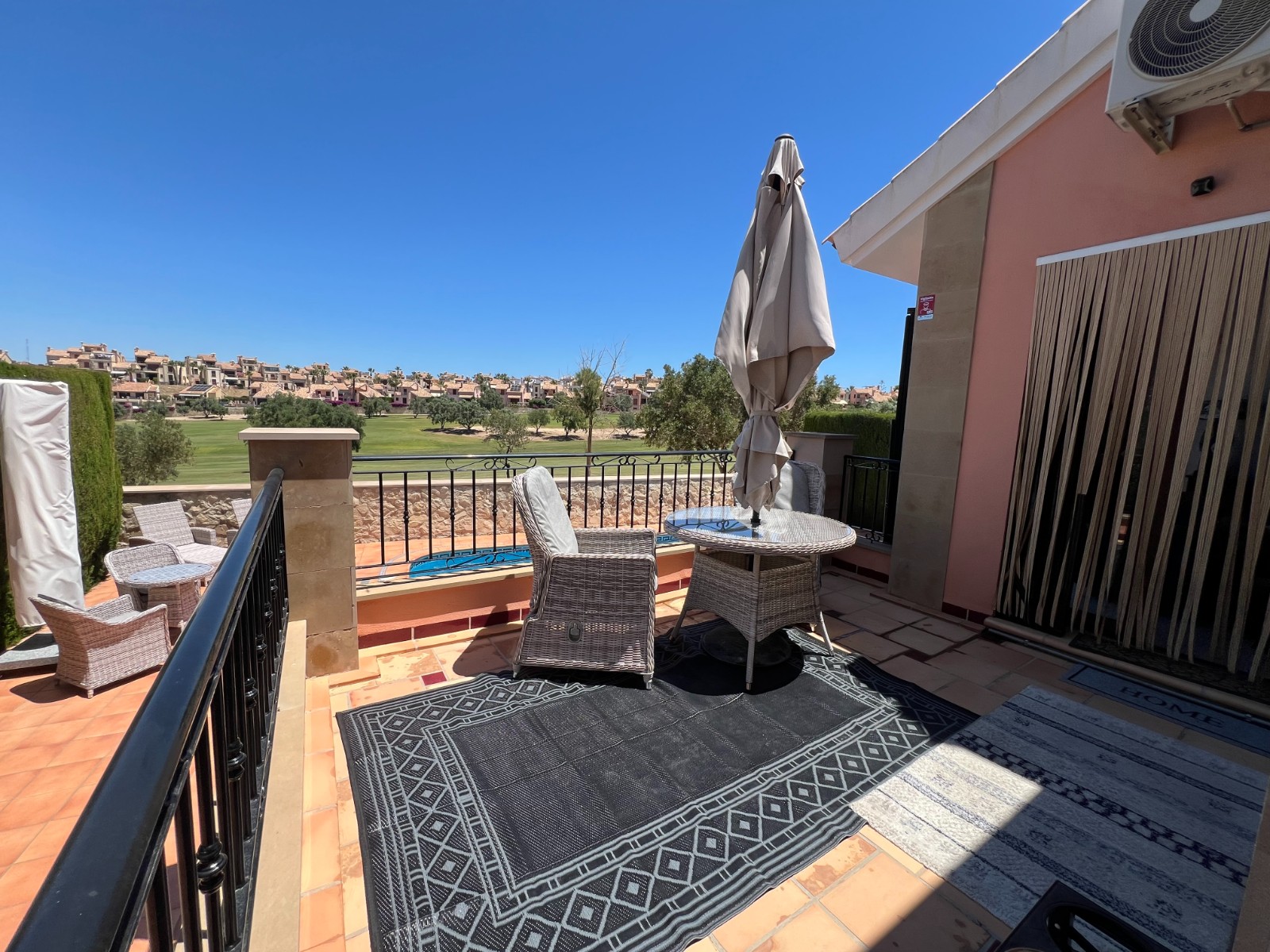 For sale - 3 Bedroom 2 Bathroom Villa in Algorfa - Inland  - Alicante