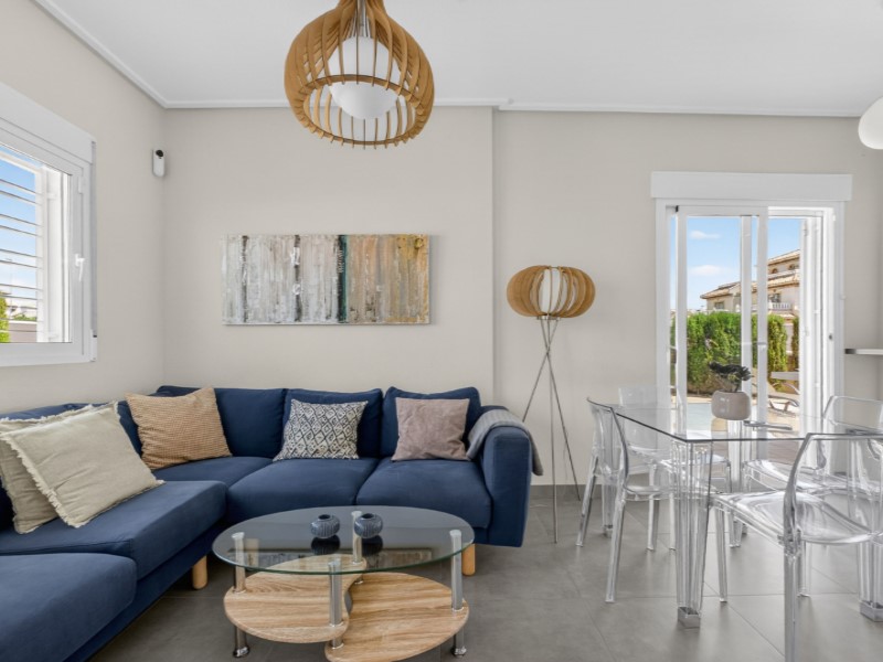 For sale - 3 Bedroom 2 Bathroom Town House in Lomas de Cabo Roig - Inland  - Alicante