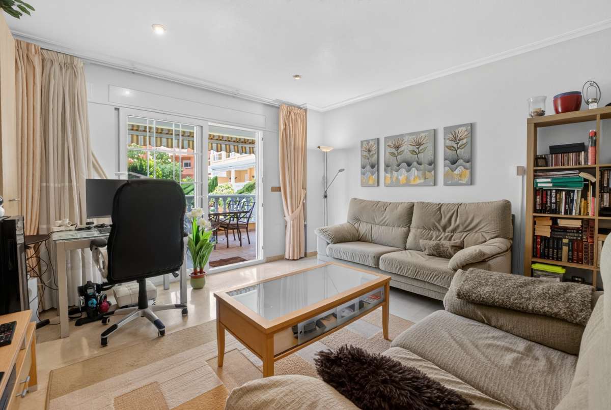 For sale - 2 Bedroom 2 Bathroom Apartment in Cabo Roig - Costa Blanca  - Alicante