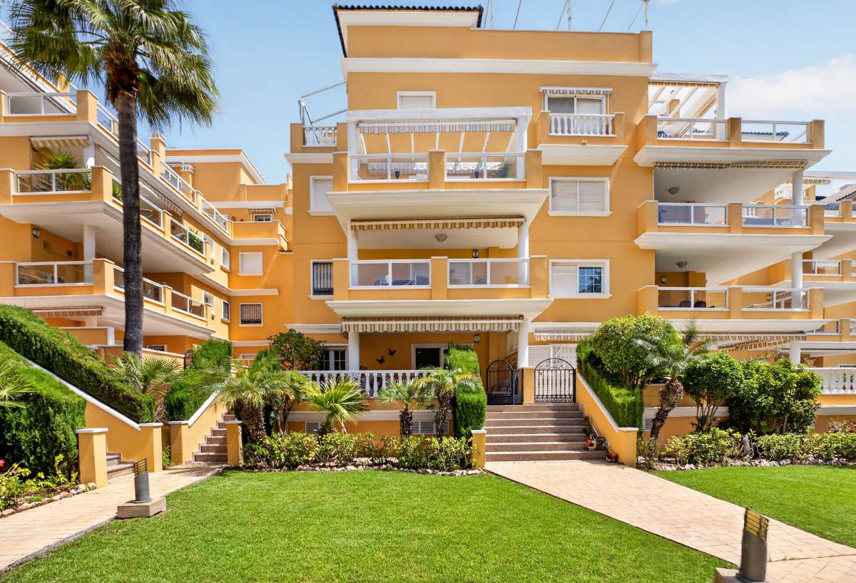 For sale - 2 Bedroom 2 Bathroom Apartment in Cabo Roig - Costa Blanca  - Alicante