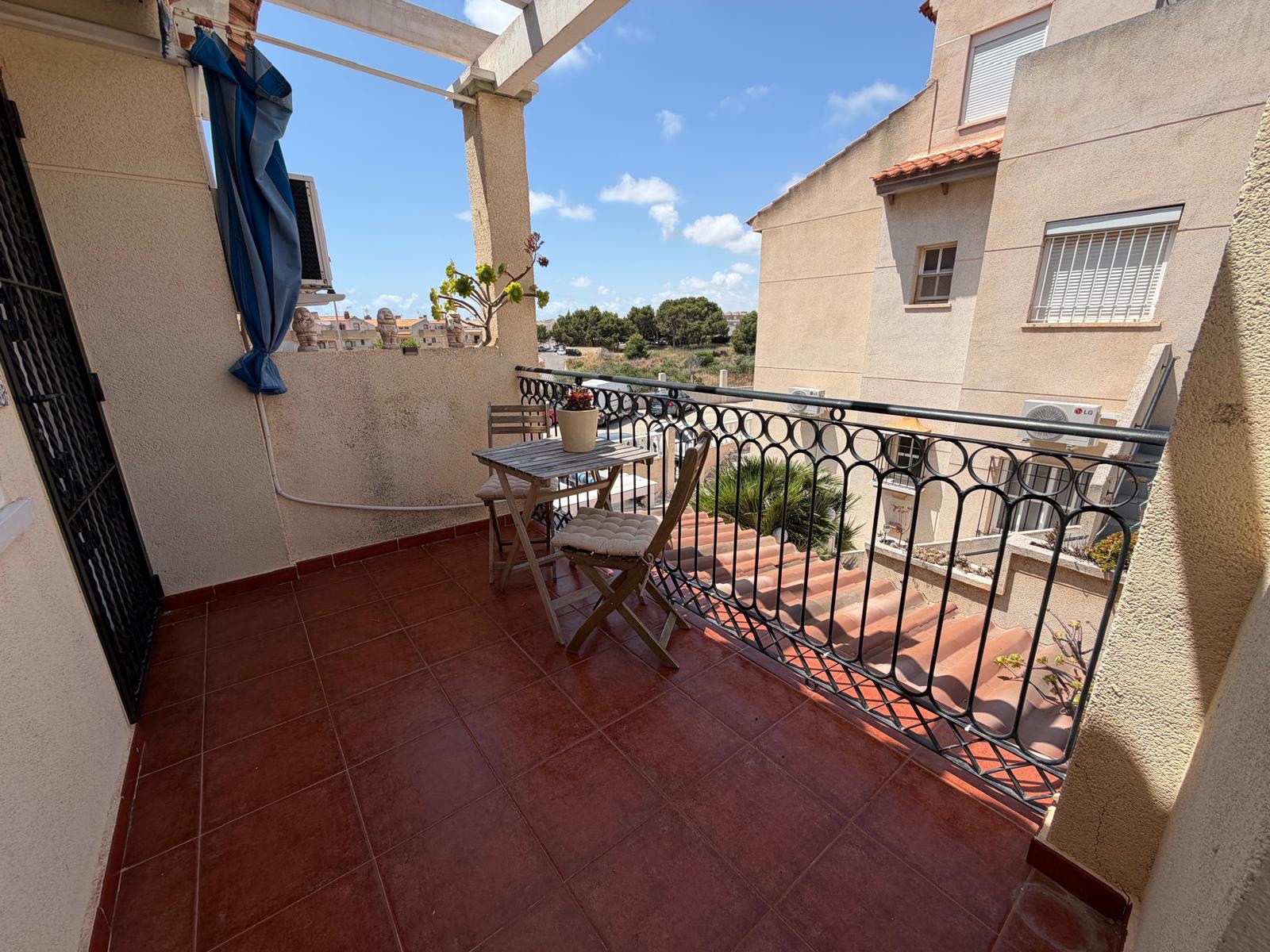 For sale - 2 Bedroom 1 Bathroom Bungalow in Orihuela Costa - Costa Blanca  - Alicante