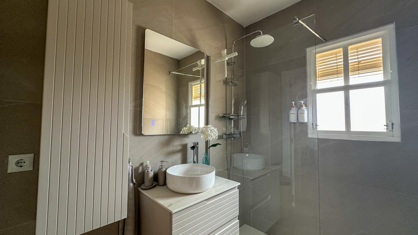 For sale - 2 Bedroom 1 Bathroom Bungalow in Orihuela Costa - Costa Blanca  - Alicante