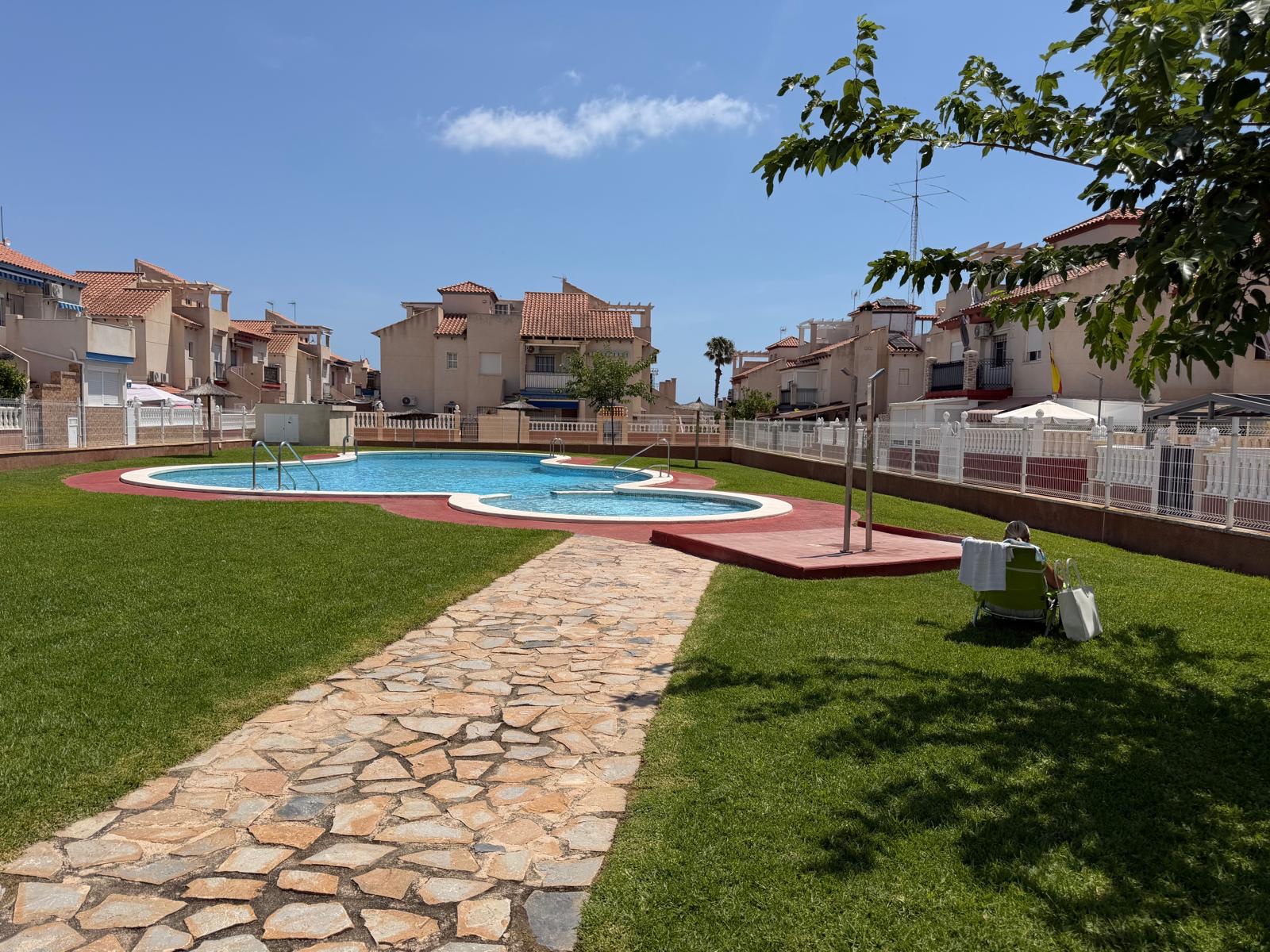 For sale - 2 Bedroom 1 Bathroom Bungalow in Orihuela Costa - Costa Blanca  - Alicante