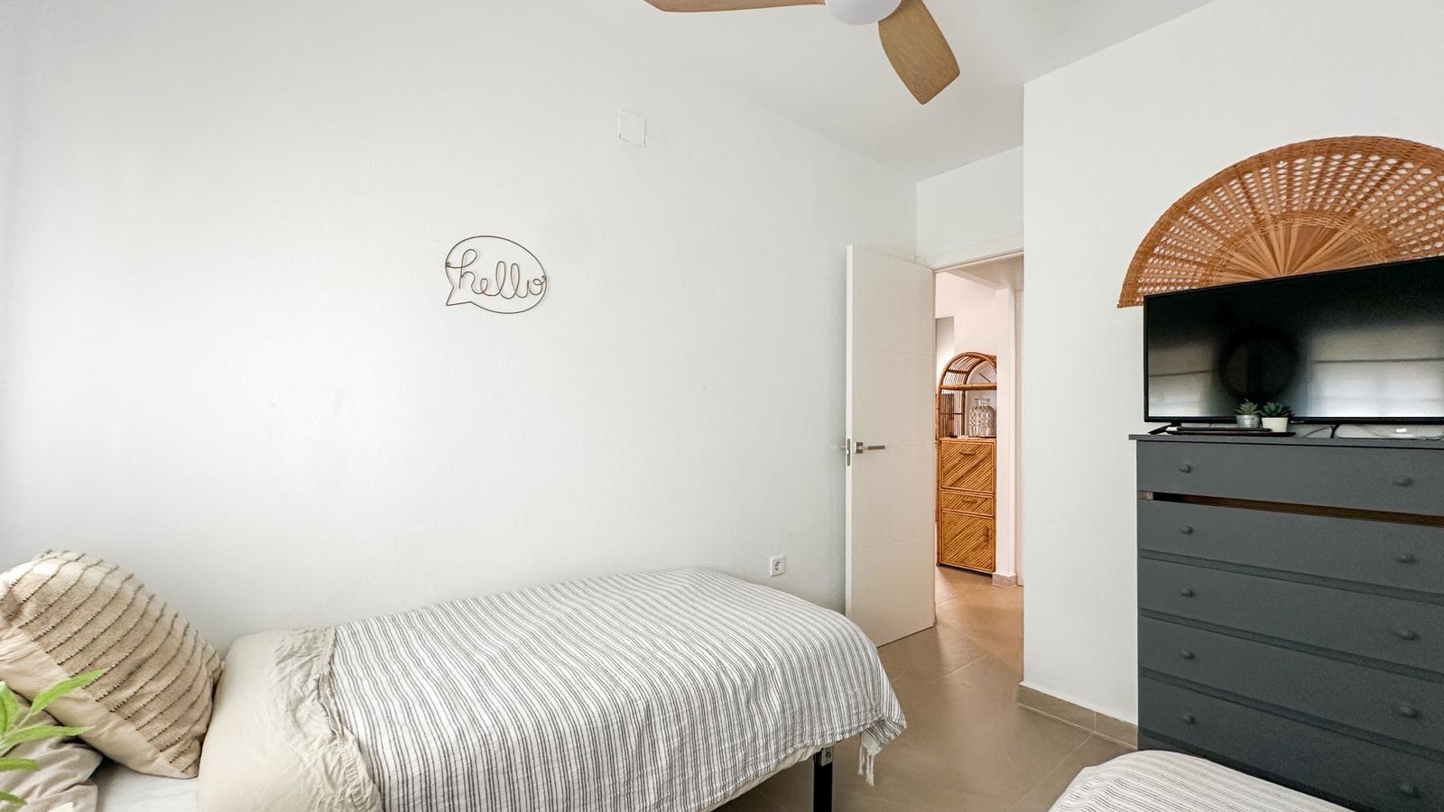 For sale - 2 Bedroom 1 Bathroom Bungalow in Orihuela Costa - Costa Blanca  - Alicante