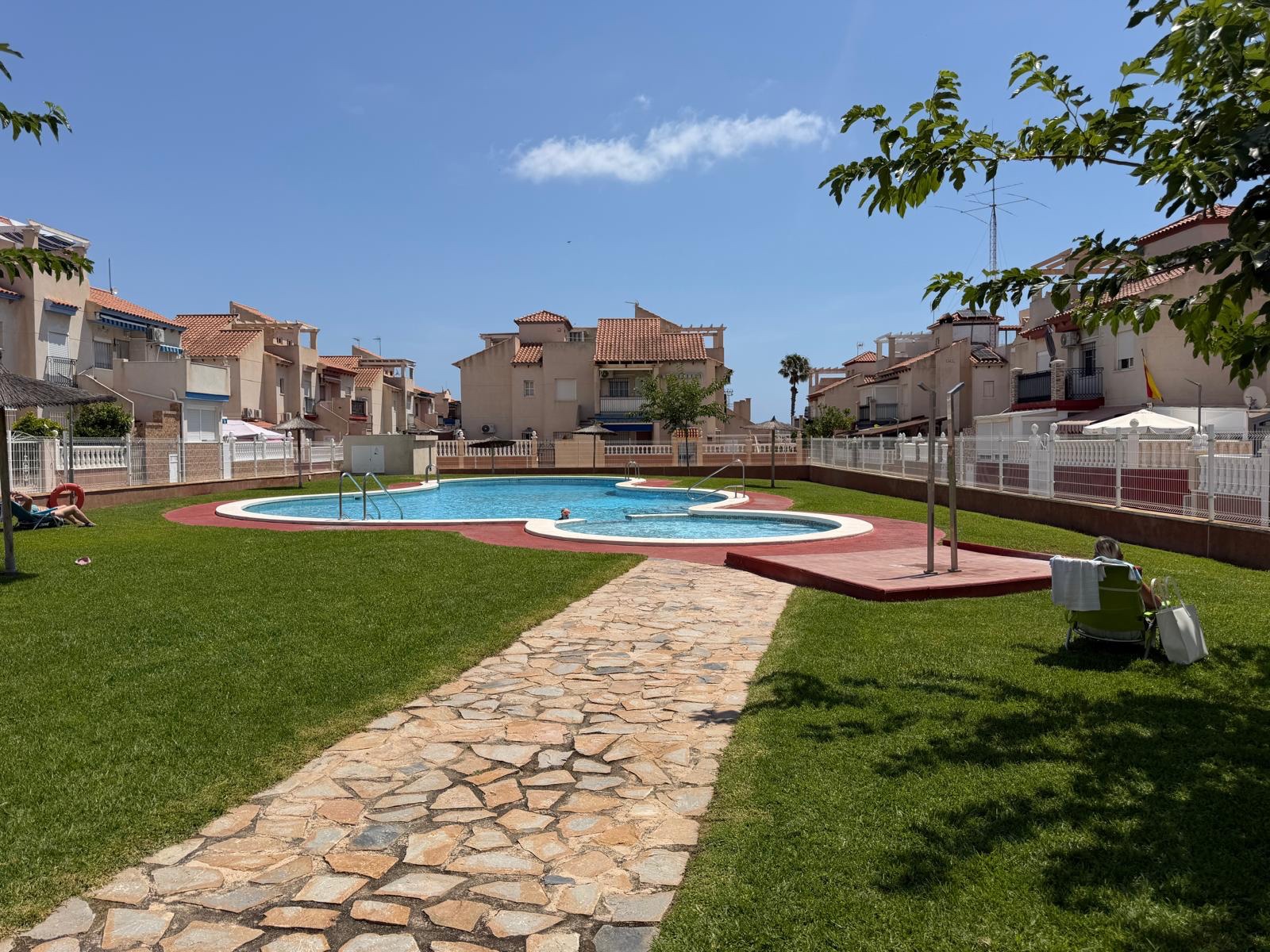 For sale - 2 Bedroom 1 Bathroom Bungalow in Orihuela Costa - Costa Blanca  - Alicante