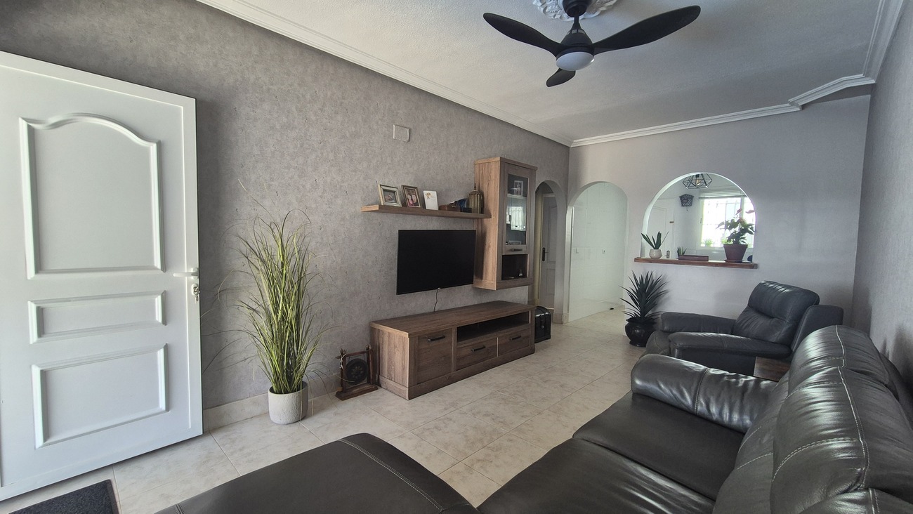 For sale - 2 Bedroom 1 Bathroom Semi Detached in San Miguel de Salinas - Inland  - Alicante