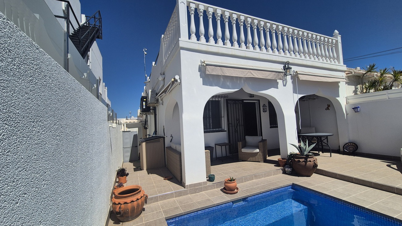 For sale - 2 Bedroom 1 Bathroom Semi Detached in San Miguel de Salinas - Inland  - Alicante