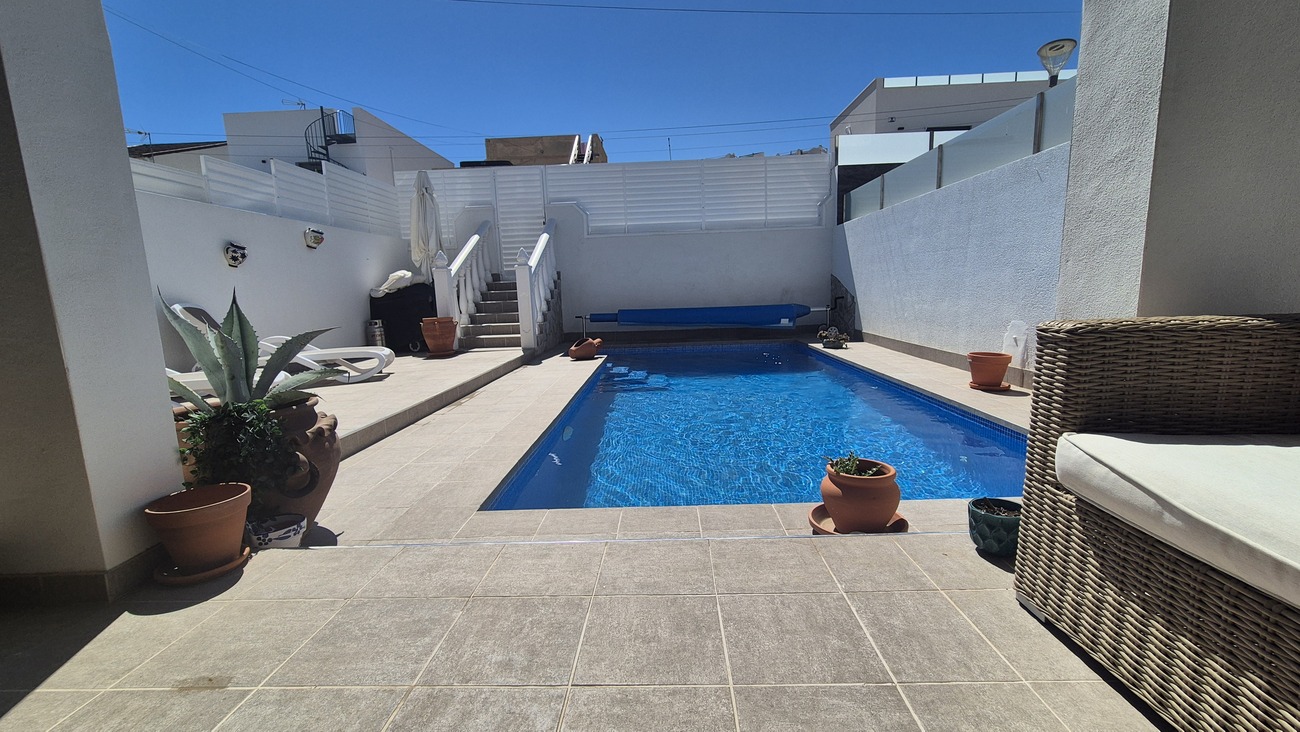 For sale - 2 Bedroom 1 Bathroom Semi Detached in San Miguel de Salinas - Inland  - Alicante