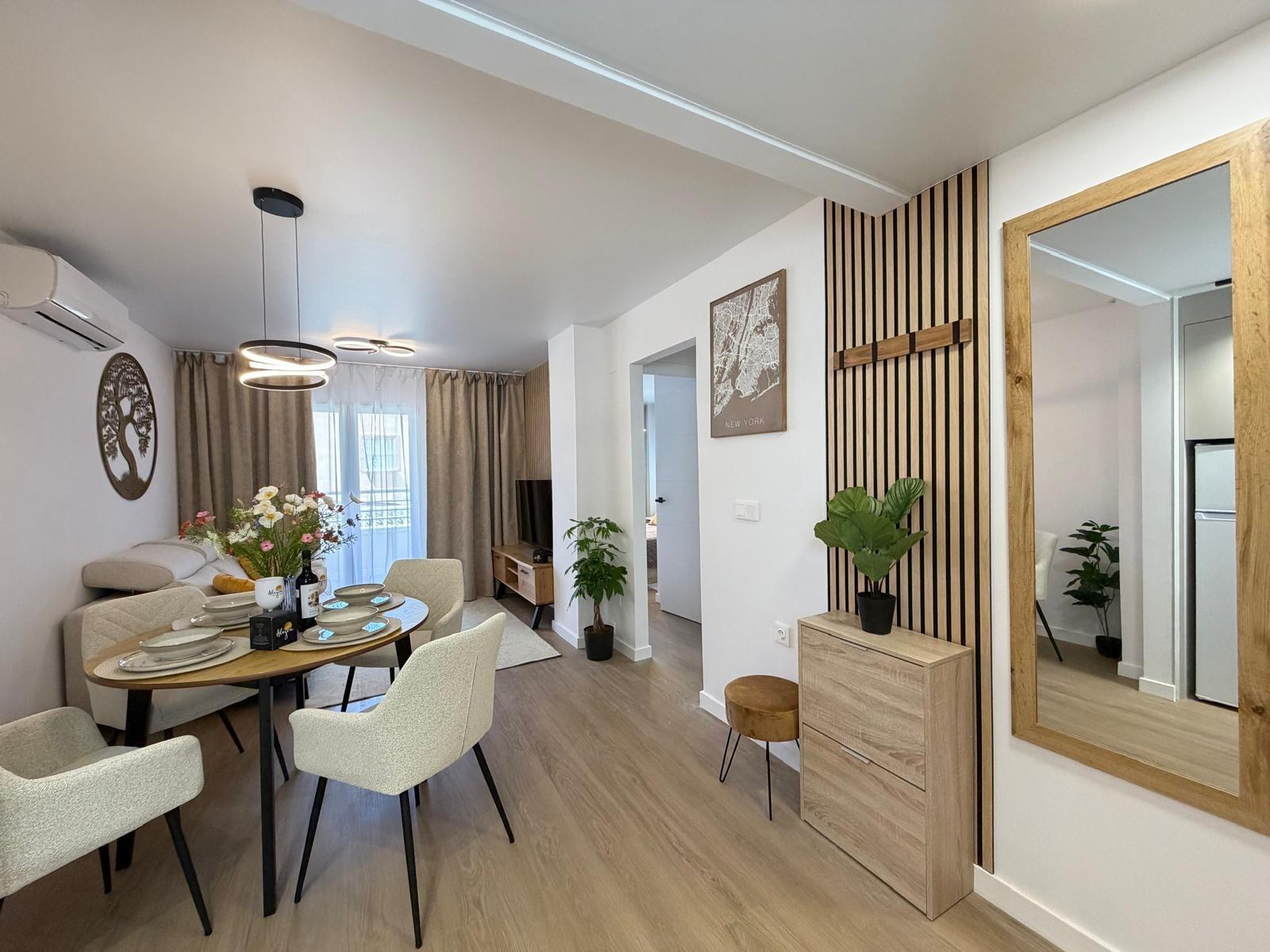 For sale - 2 Bedroom 1 Bathroom Apartment in Torrevieja - Nueva Torrevieja  - Alicante