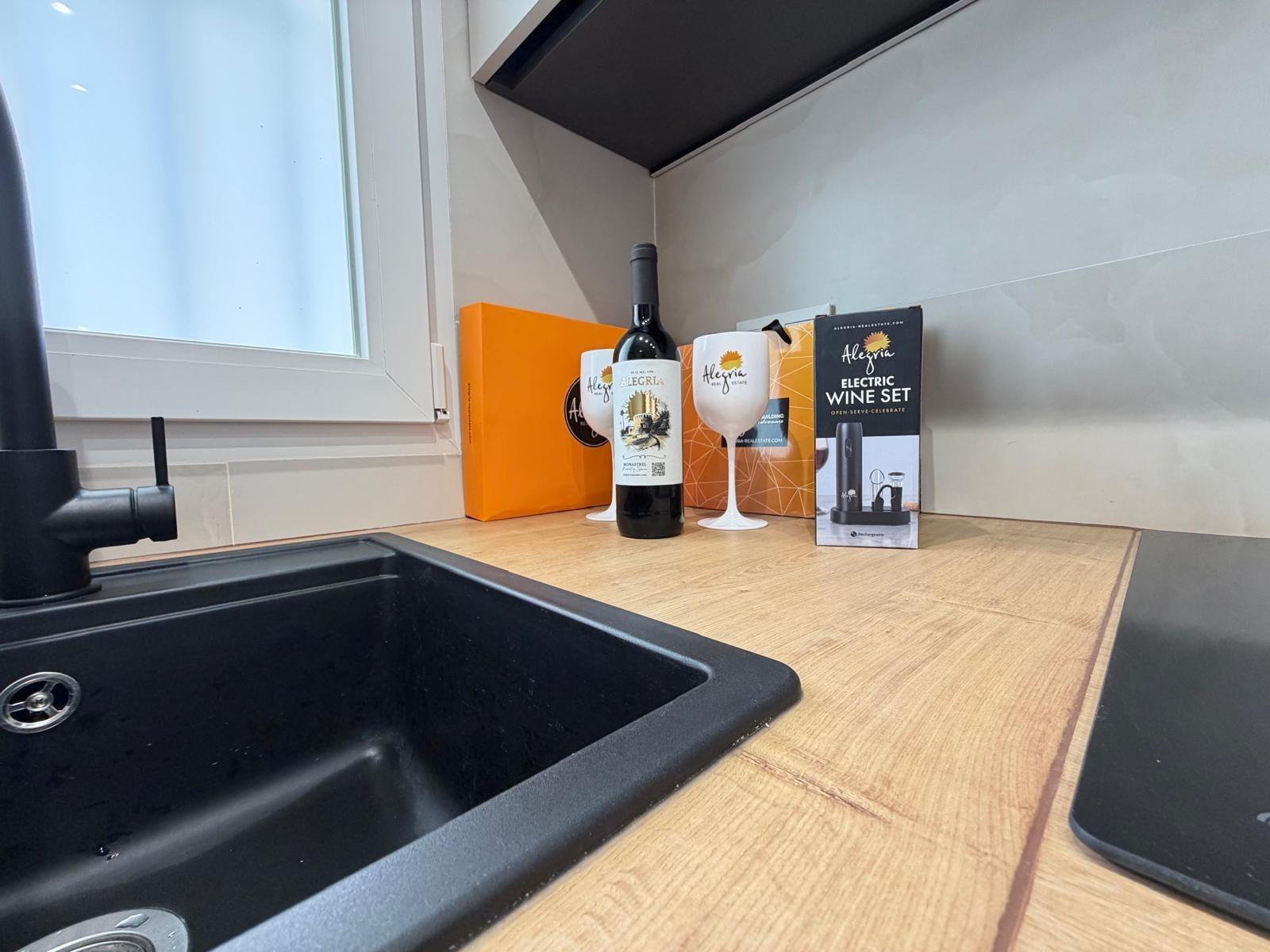 For sale - 2 Bedroom 1 Bathroom Apartment in Torrevieja - Nueva Torrevieja  - Alicante