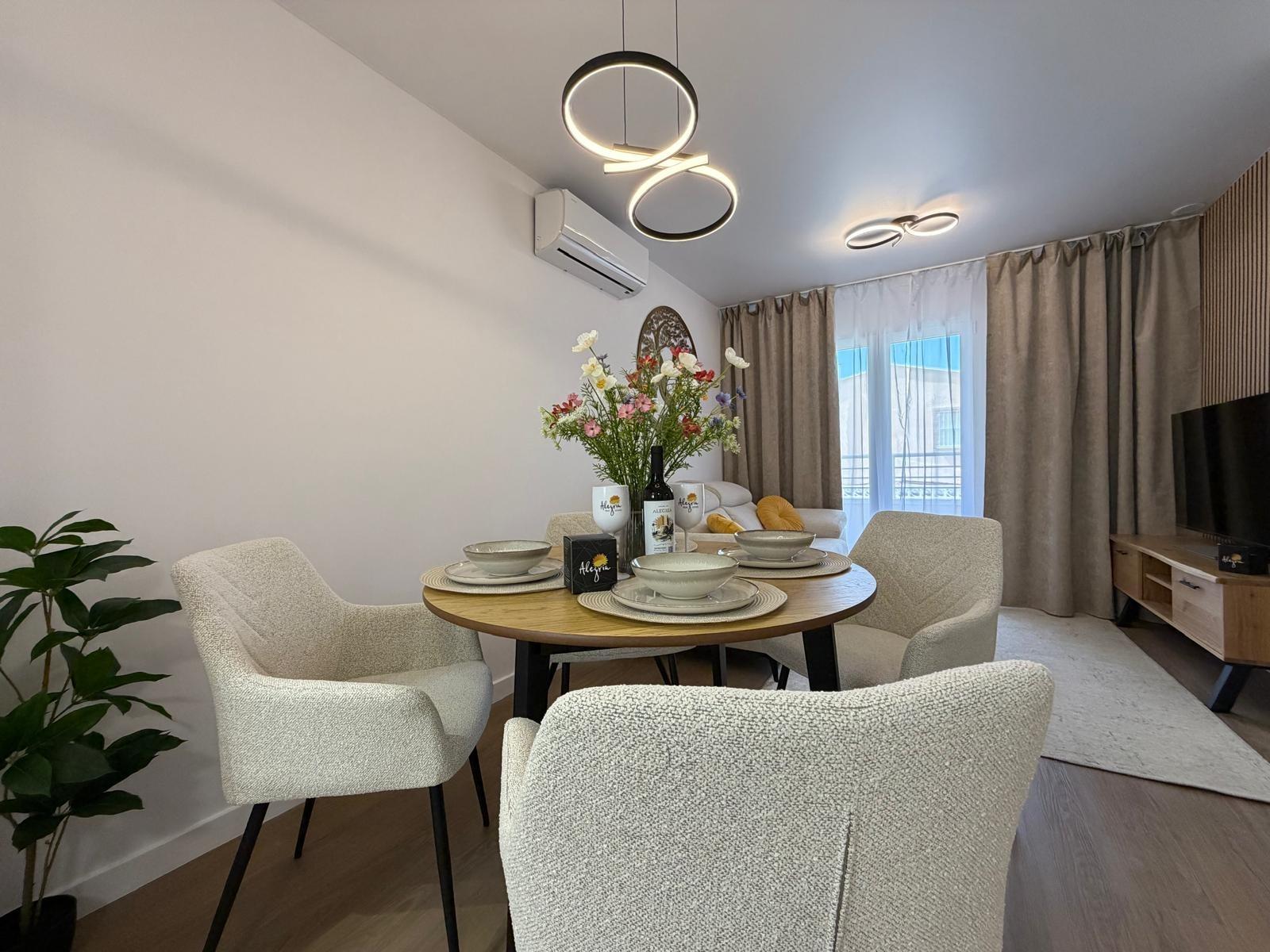 For sale - 2 Bedroom 1 Bathroom Apartment in Torrevieja - Nueva Torrevieja  - Alicante