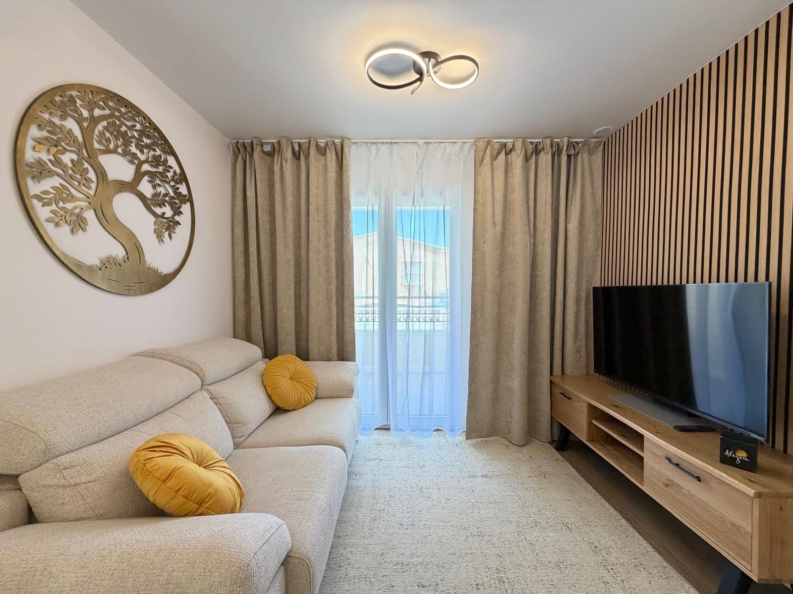 For sale - 2 Bedroom 1 Bathroom Apartment in Torrevieja - Nueva Torrevieja  - Alicante