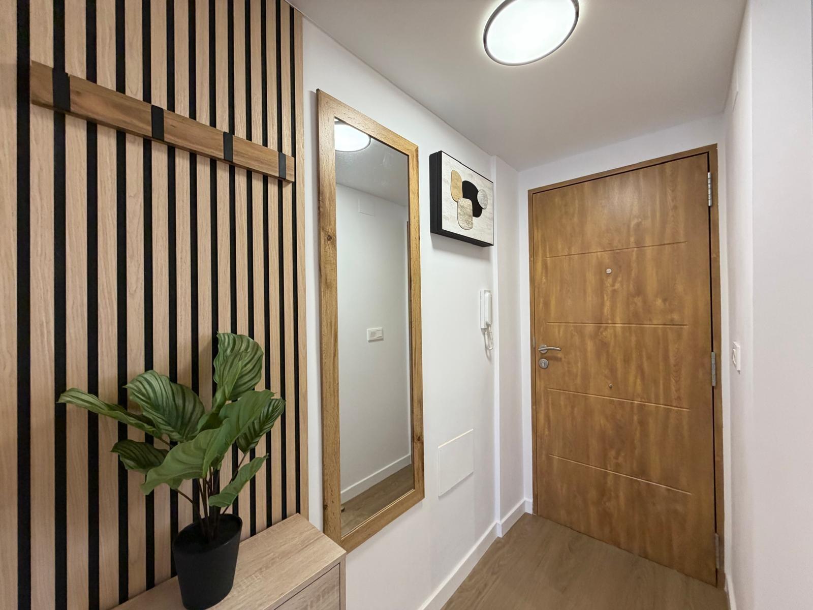 For sale - 2 Bedroom 1 Bathroom Apartment in Torrevieja - Nueva Torrevieja  - Alicante