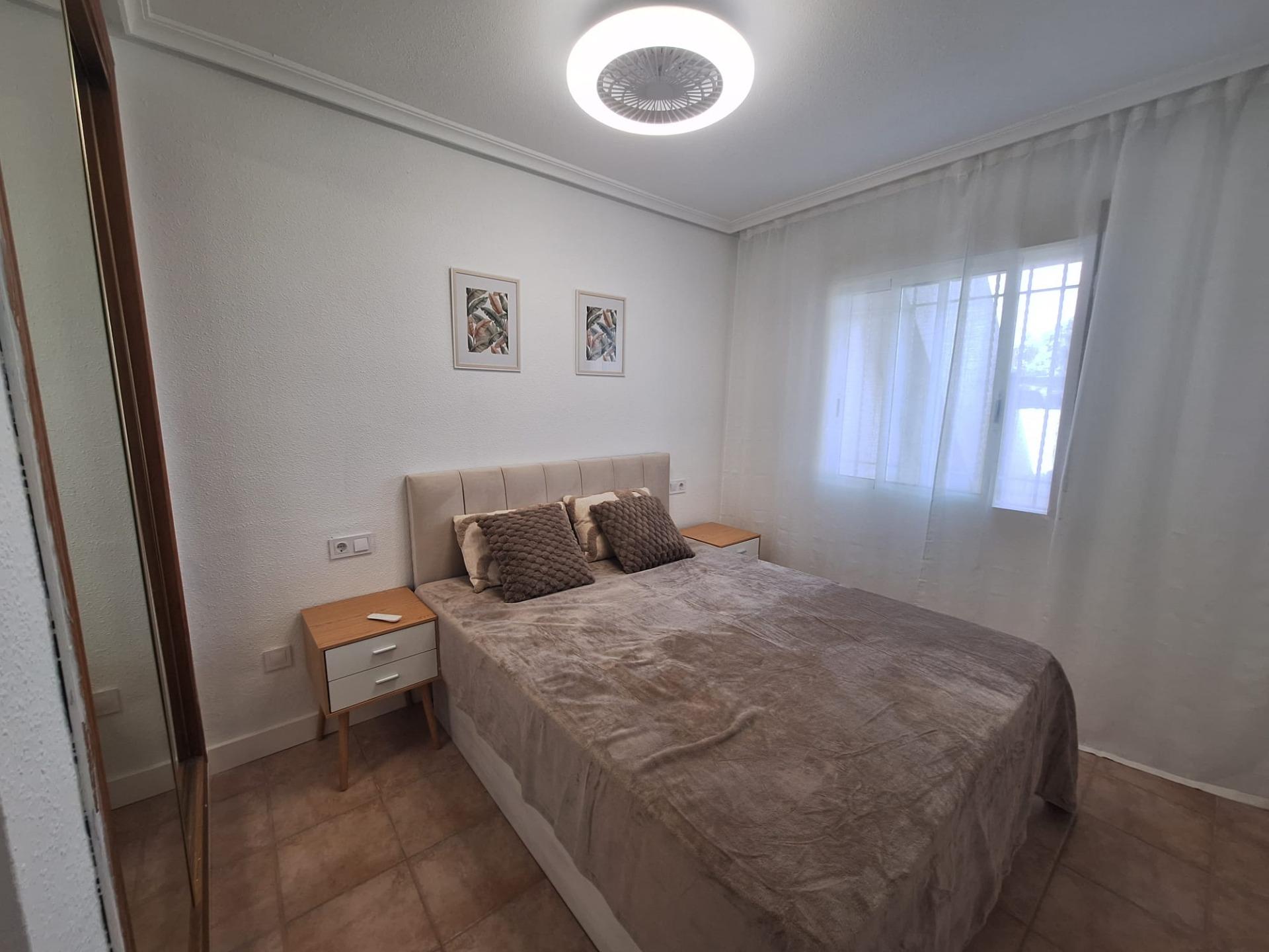 For sale - 2 Bedroom 1 Bathroom Bungalow in Torrevieja - Sector 25  - Alicante