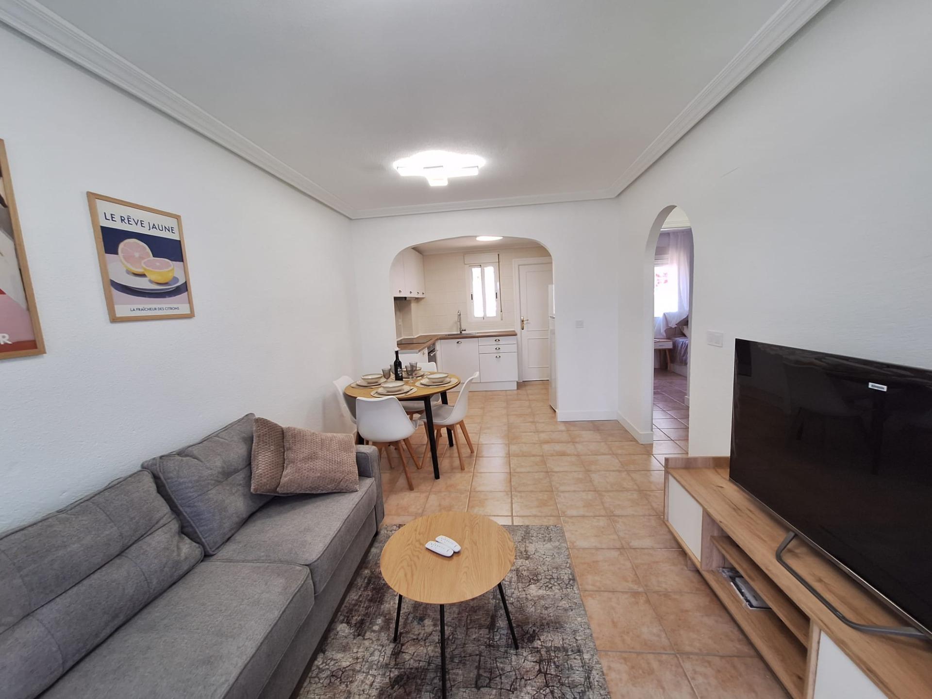 For sale - 2 Bedroom 1 Bathroom Bungalow in Torrevieja - Sector 25  - Alicante