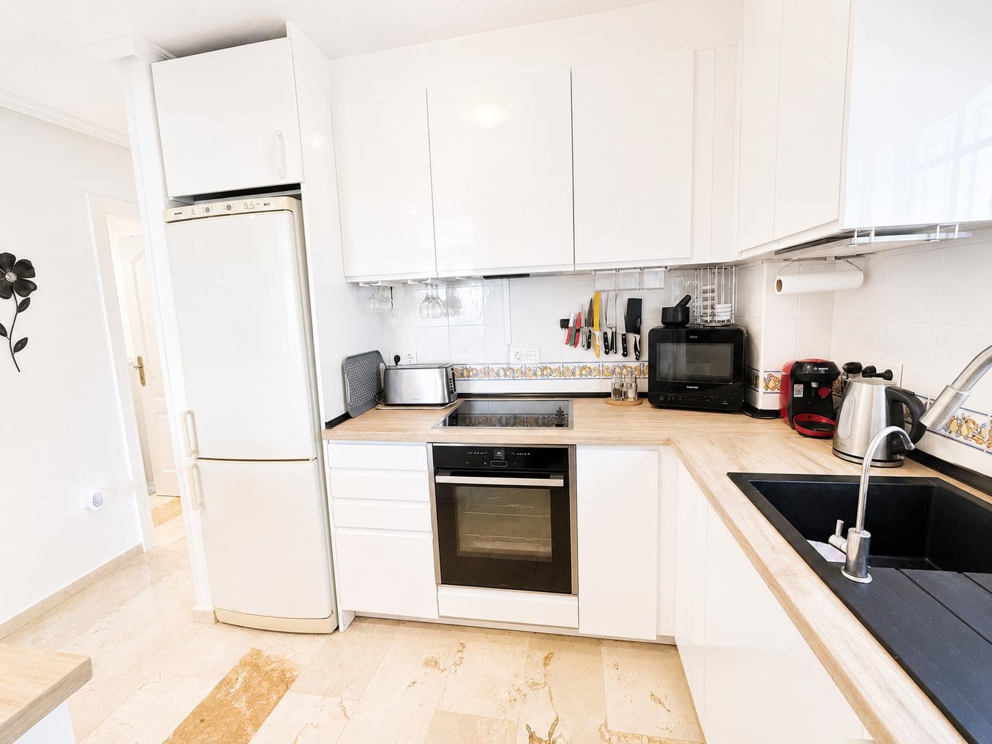 For sale - 2 Bedroom 2 Bathroom Top Floor Apartment in Villamartin - Inland  - Alicante