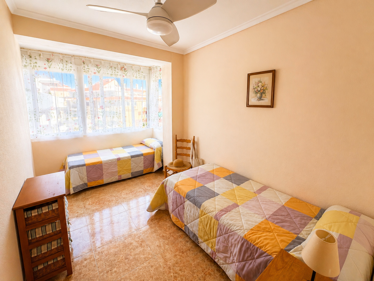 For sale - 2 Bedroom 1 Bathroom Apartment in Torrevieja - Costa Blanca  - Alicante