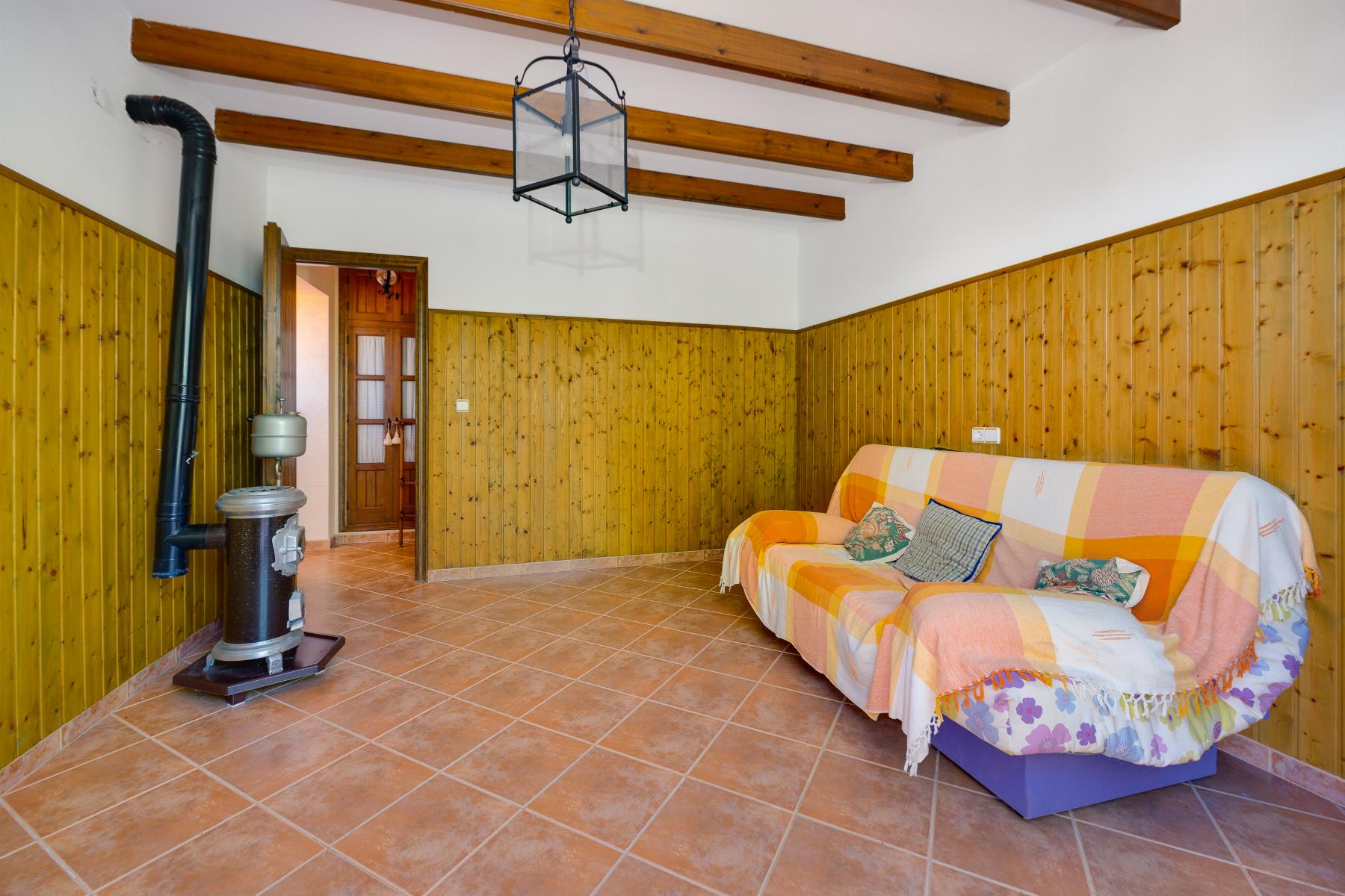 For sale - 5 Bedroom 3 Bathroom Villa in San Miguel de Salinas - Inland  - Alicante