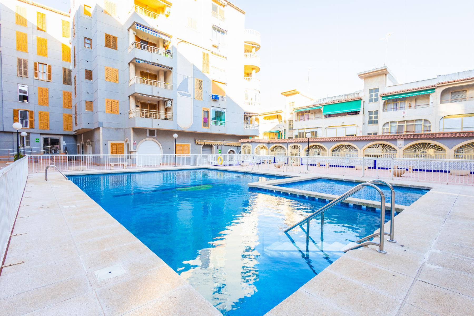 For sale - 2 Bedroom 1 Bathroom Penthouse in Torrevieja - Costa Blanca  - Alicante