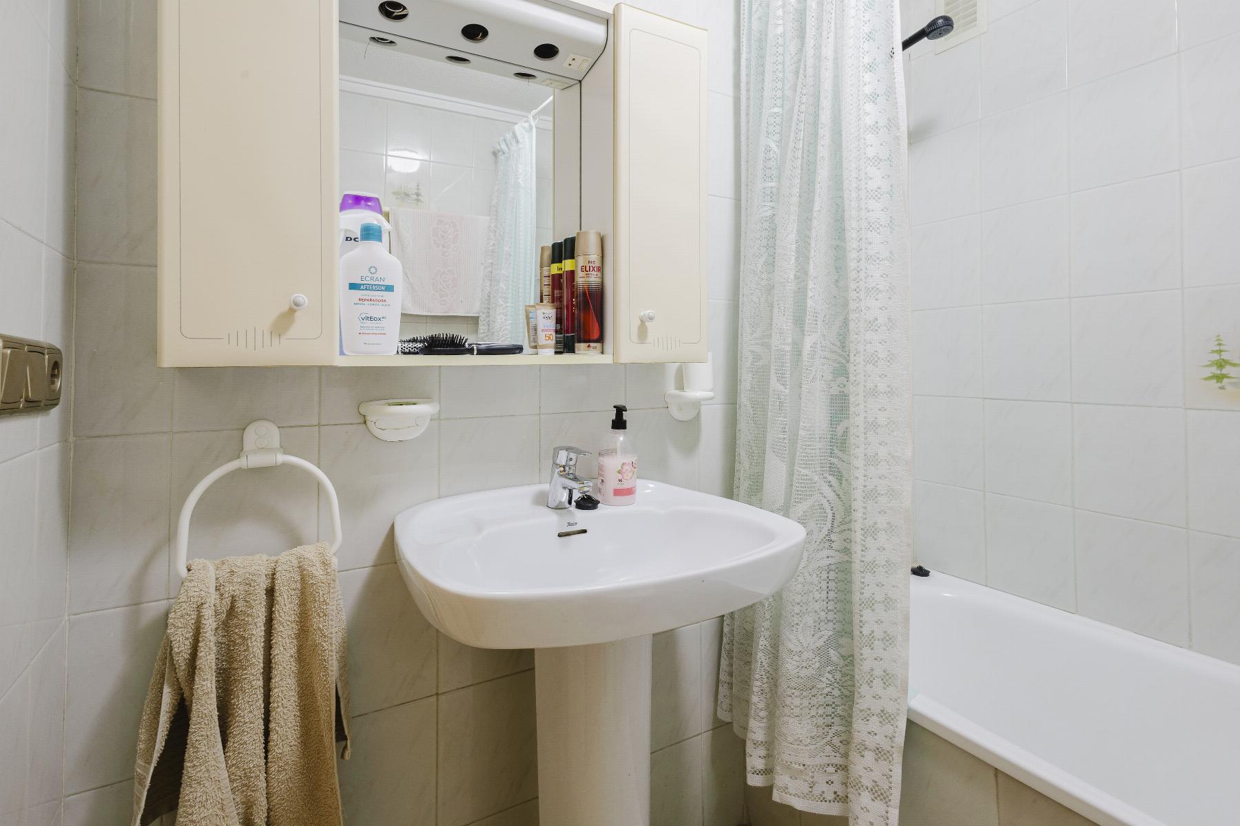 For sale - 2 Bedroom 1 Bathroom Penthouse in Torrevieja - Costa Blanca  - Alicante