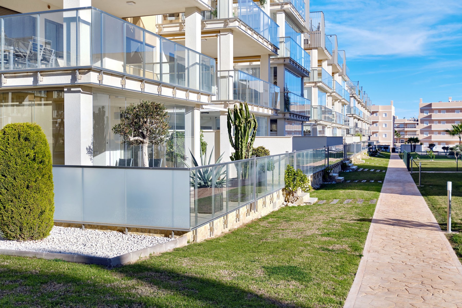 For sale - 2 Bedroom 2 Bathroom Apartment in Orihuela Costa - Villamartin  - Alicante