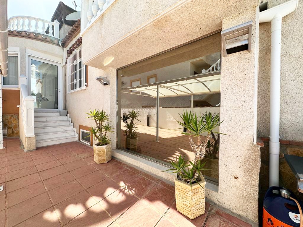 For sale - 4 Bedroom 4 Bathroom Detached Villa in San Miguel de Salinas - San Miguel de Salinas  - Alicante
