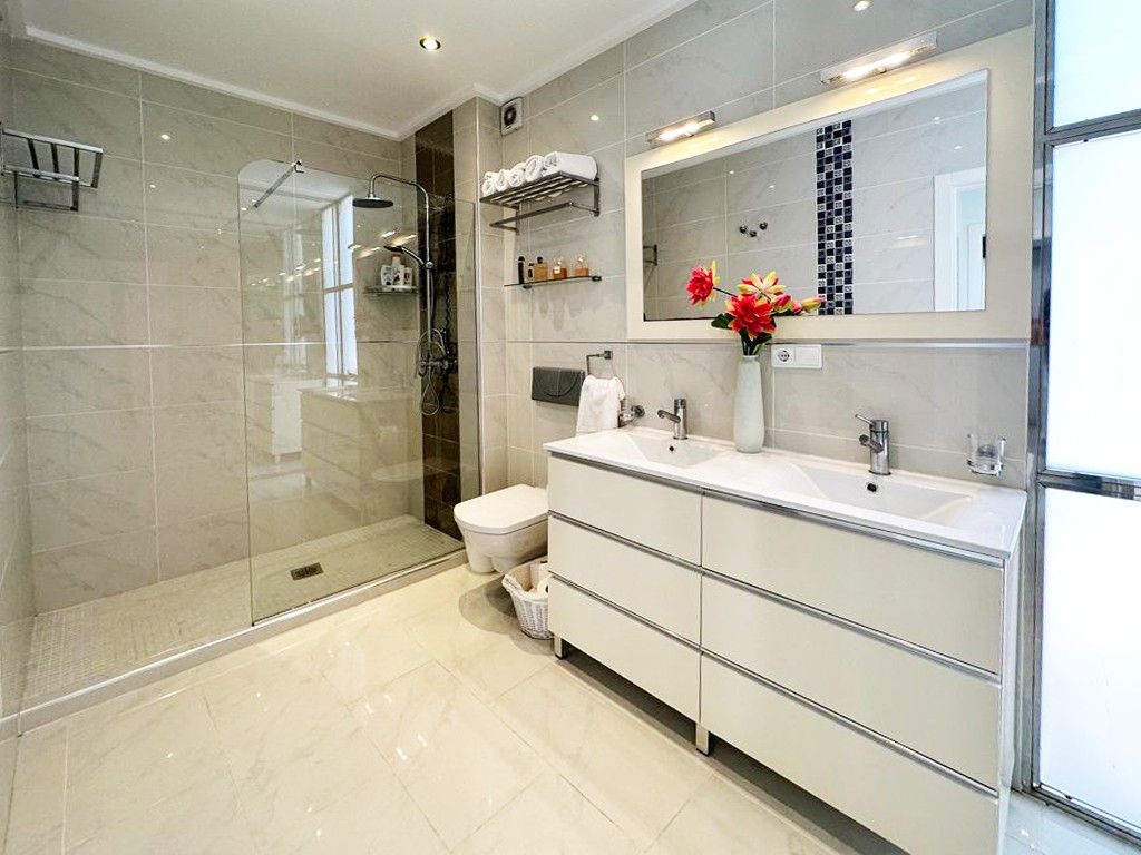 For sale - 4 Bedroom 4 Bathroom Detached Villa in San Miguel de Salinas - San Miguel de Salinas  - Alicante