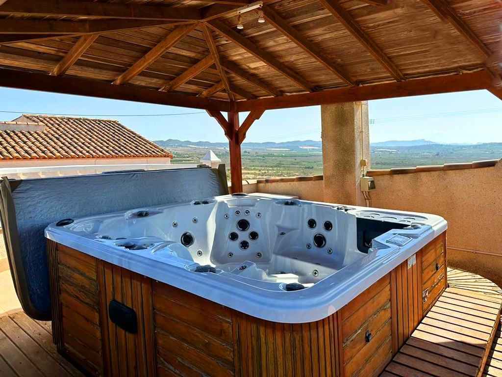 For sale - 4 Bedroom 4 Bathroom Detached Villa in San Miguel de Salinas - San Miguel de Salinas  - Alicante