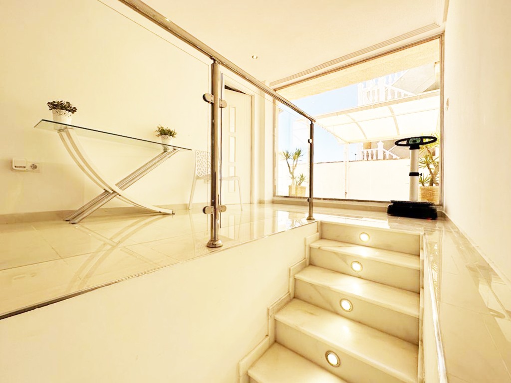 For sale - 4 Bedroom 4 Bathroom Detached Villa in San Miguel de Salinas - San Miguel de Salinas  - Alicante
