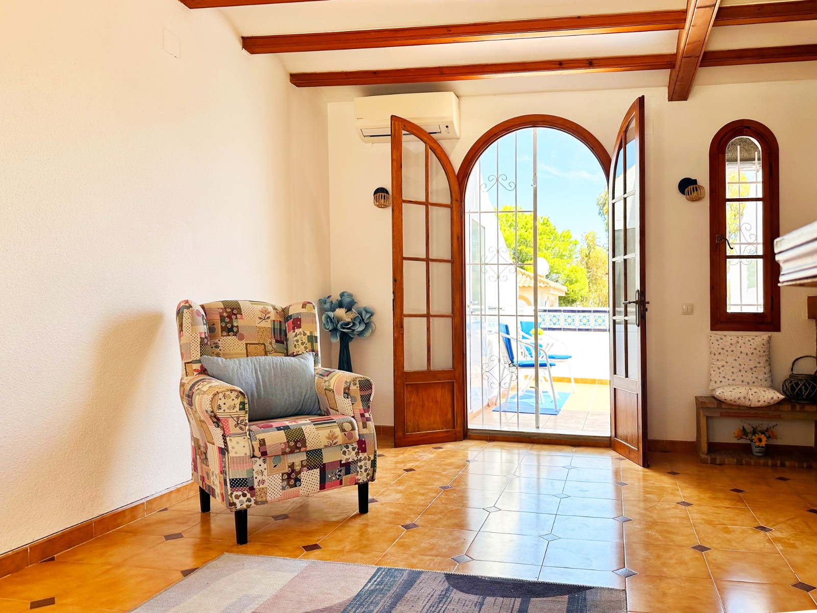 For sale - 3 Bedroom 3 Bathroom Townhouse in La Zenia - La Zenia  - Alicante