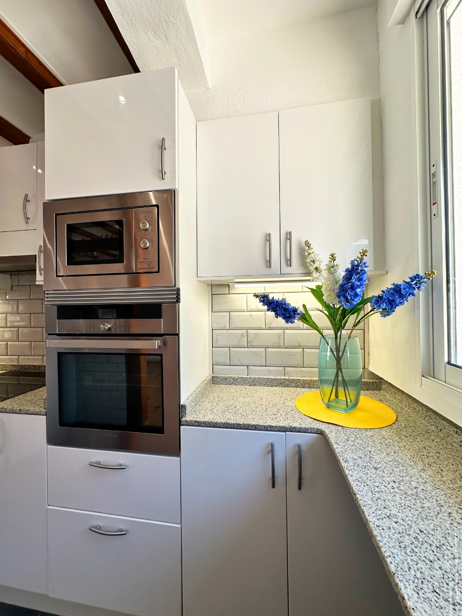 For sale - 3 Bedroom 3 Bathroom Townhouse in La Zenia - La Zenia  - Alicante