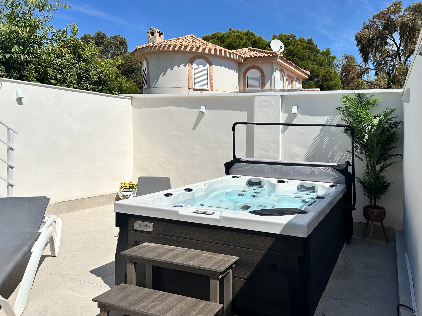For sale - 3 Bedroom 3 Bathroom Townhouse in La Zenia - La Zenia  - Alicante