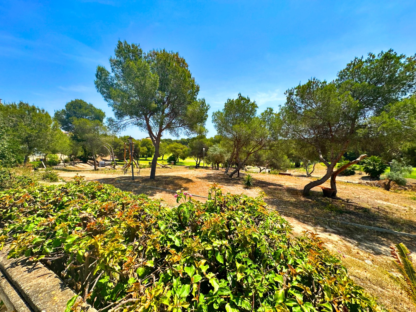 For sale - 3 Bedroom 3 Bathroom Villa in Villamartin - Las Ramblas  - Alicante