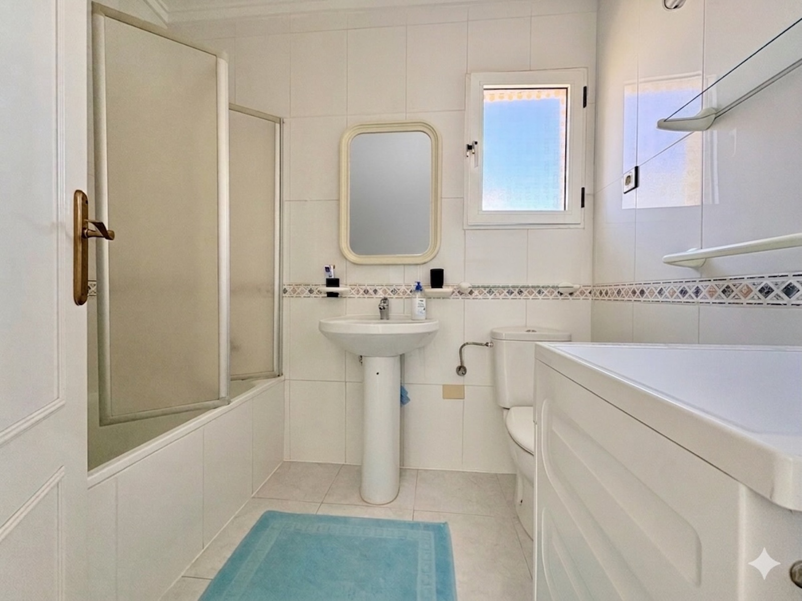 For sale - 3 Bedroom 1 Bathroom Apartment in Playa Flamenca - Playa Flamenca  - Alicante