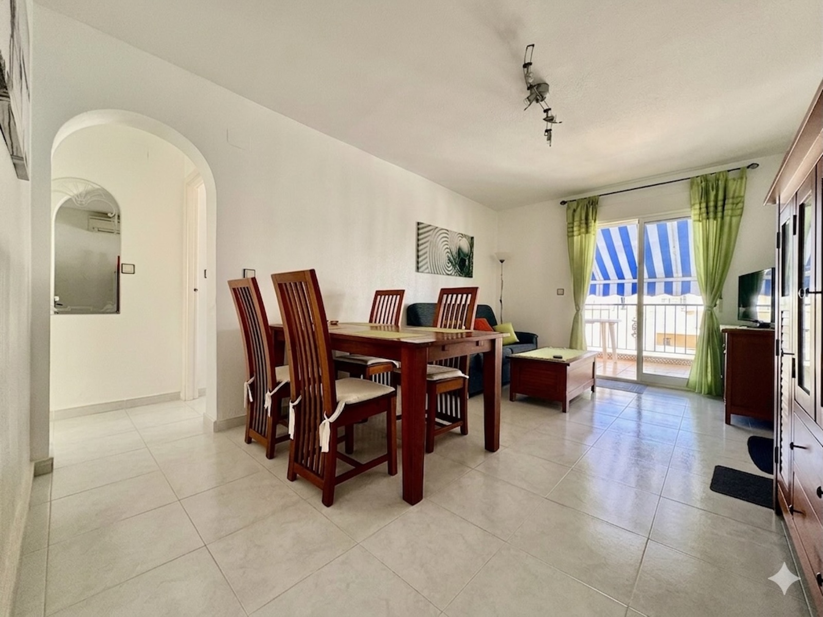 For sale - 3 Bedroom 1 Bathroom Apartment in Playa Flamenca - Playa Flamenca  - Alicante